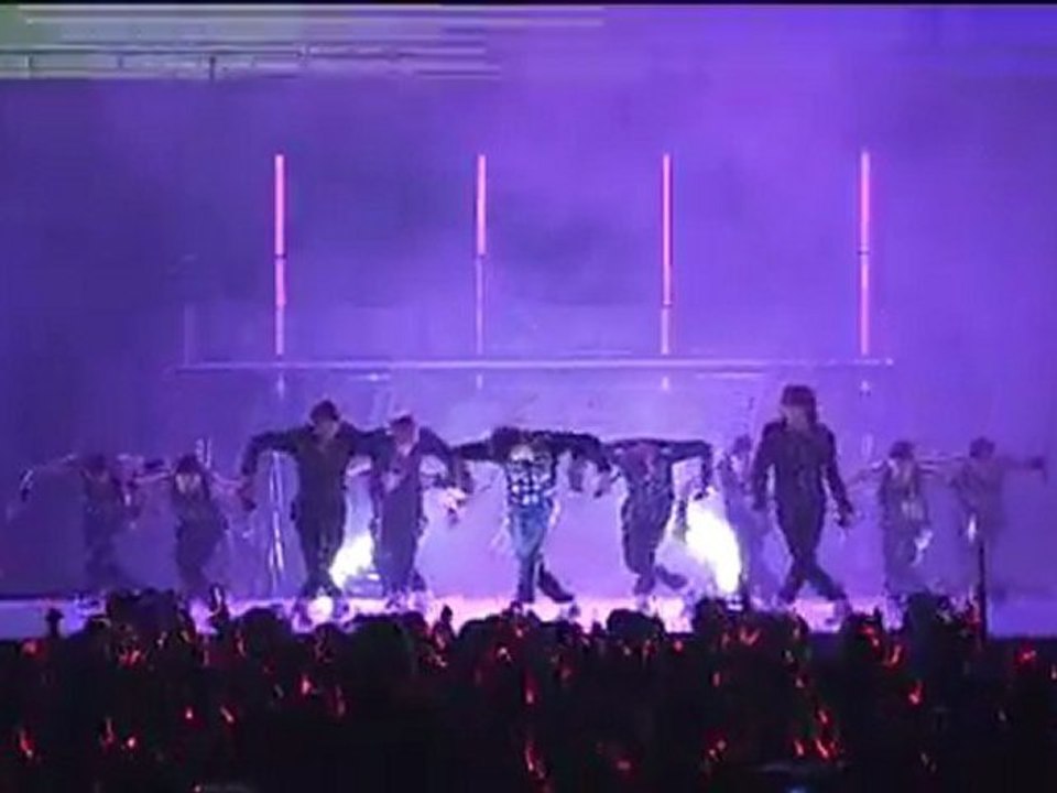 DBSK - Purple line [TOKYO DOME] 1/4