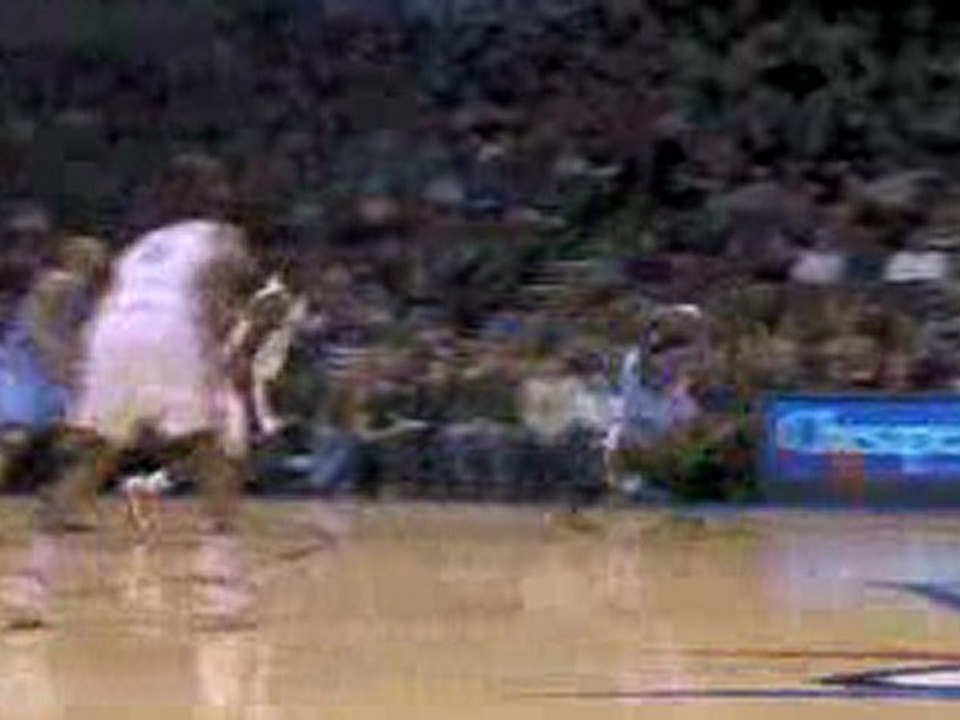 NBA Ronnie Brewer steals the pass and finishes with an easy