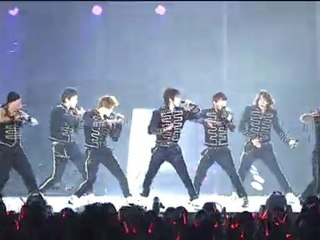 DBSK - Purple line [TOKYO DOME] 2/4