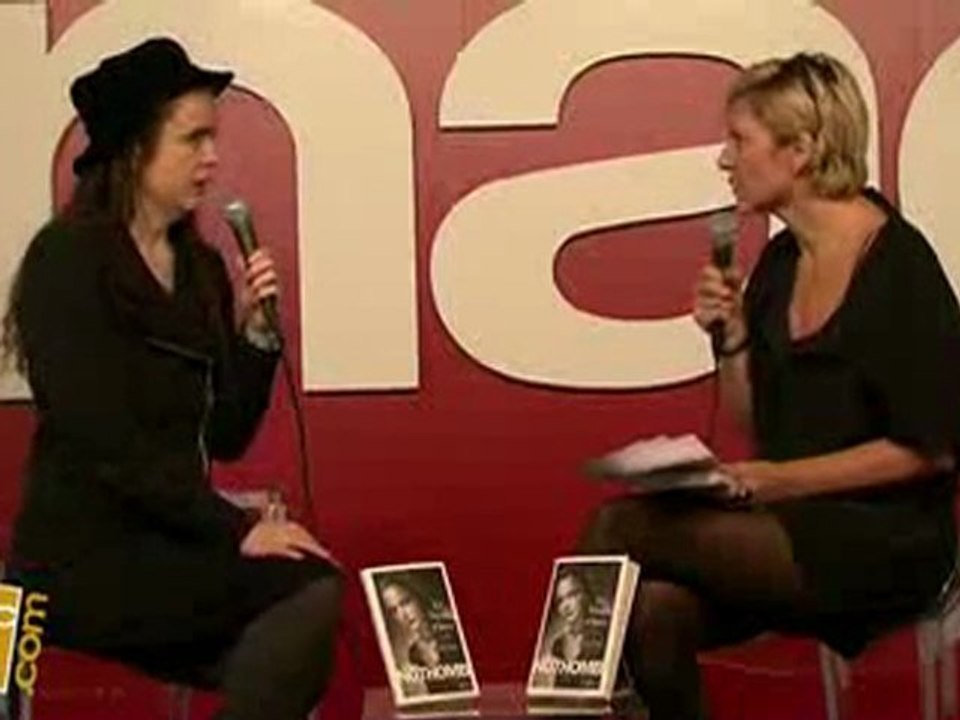 21.10.09-Amélie Nothomb-Fnac Paris Montparnasse 1/3