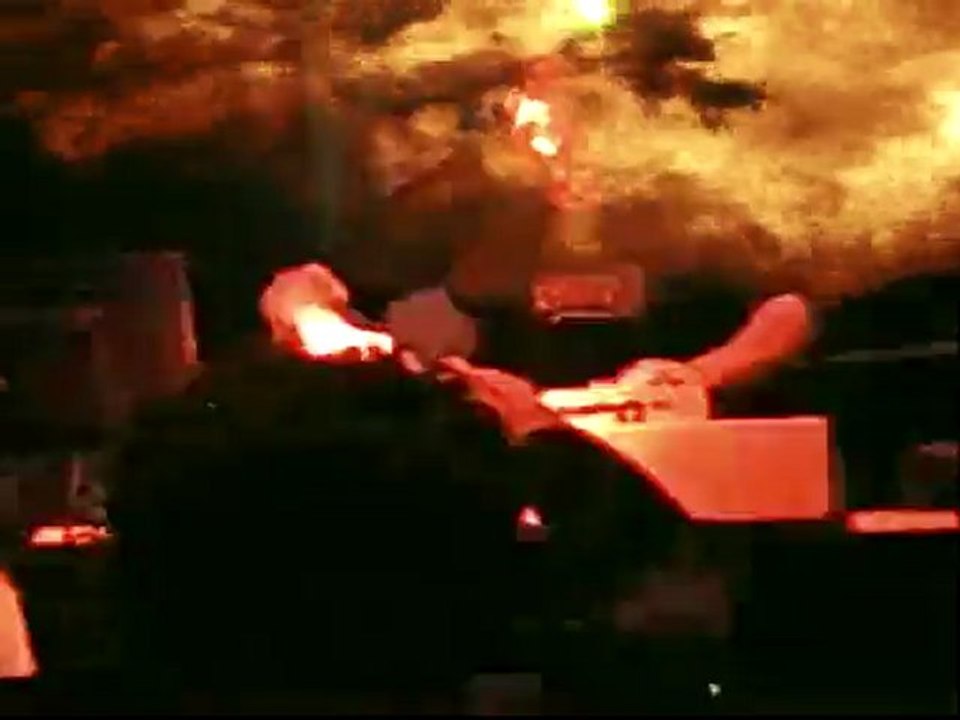 Teaser Triple H Connection