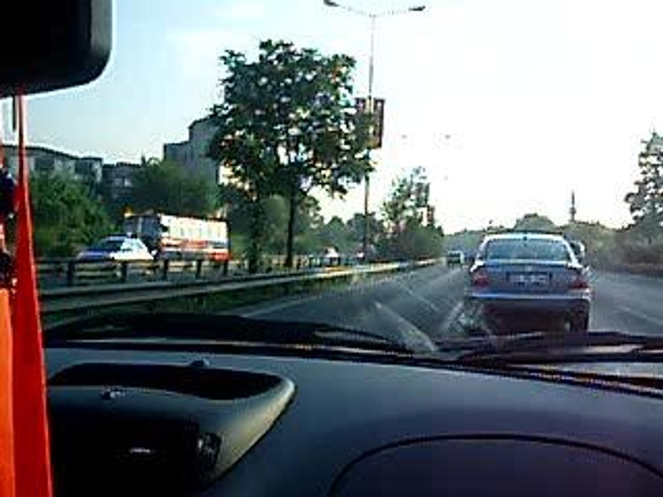 alfa romeo147 is flyin