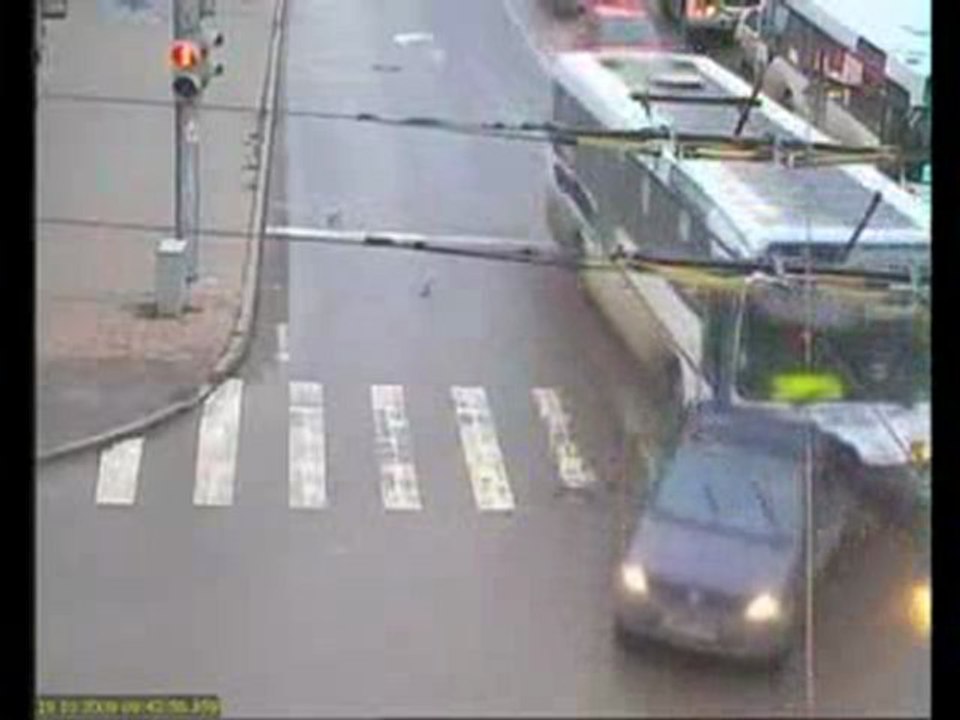 au feu vert je passe au feu rouge je m'arrête