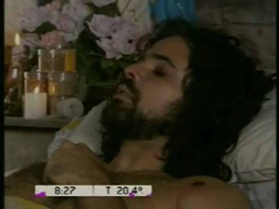 VALIENTES - PROMO - LUNES 04/01/10 - LA RESURRECCION