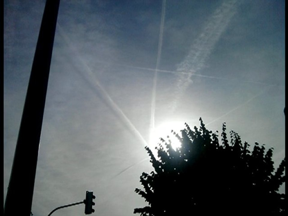 pL [invendu23] -Black line phenomen chemtrails 2009 @Nice