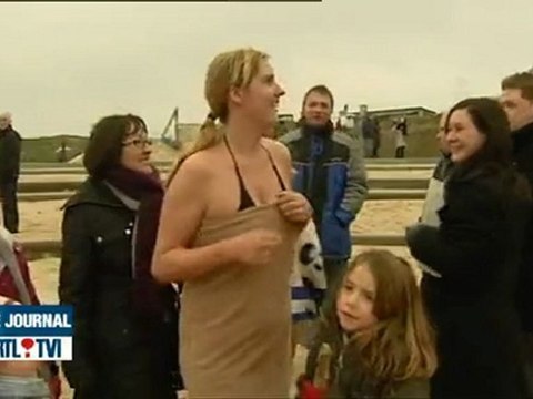 Nouvel An certains ont nagé aux lacs de l'Eau d'Heure ce ma