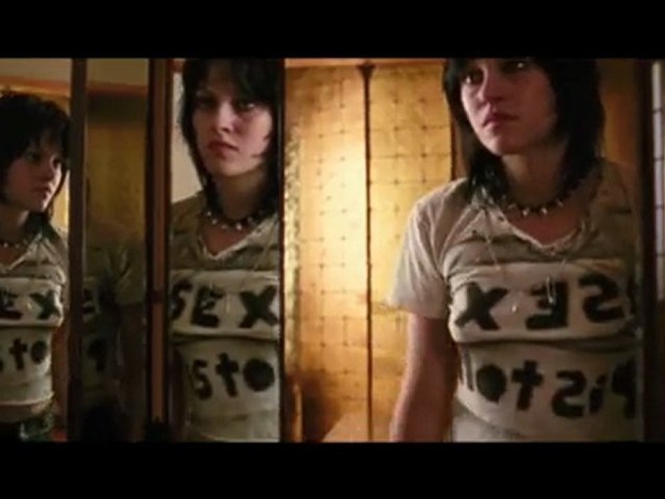 The Runaways (Teaser Trailer)