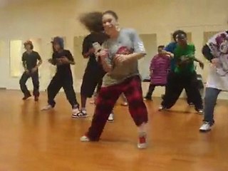 STAgE UNDERCOVER laura aka nala house dance