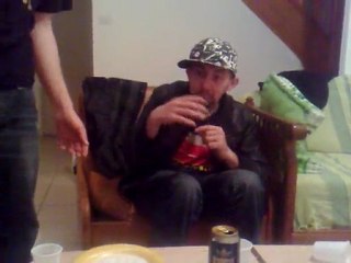 Soirée Nouvel An 2010 à Montreuil-le-Gast > Seb sur Y M C A