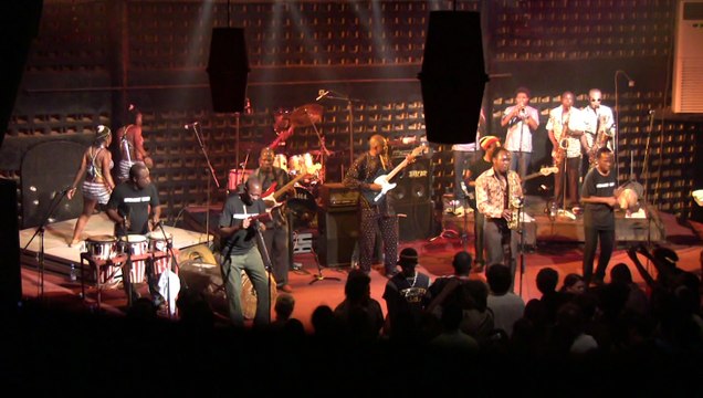 Seun Kuti (2)