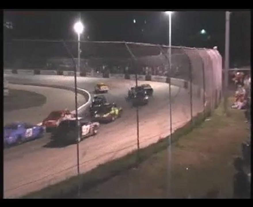 Wrecks at Greenville Pickens Speedway 2009