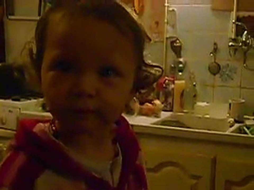 ambre et ses premiéres danses ;o)