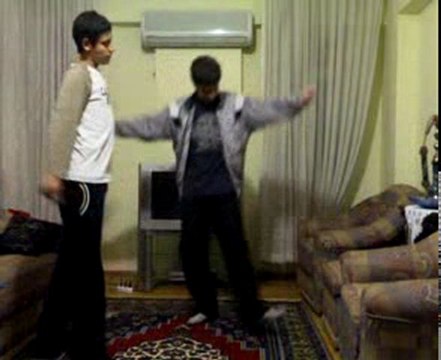 Break dance komedi topal