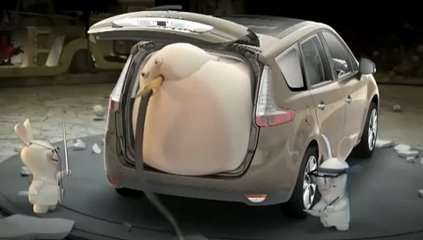 Renault Grand Scénic - les tests crétins  n°1