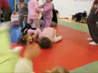 saute petite grenouille