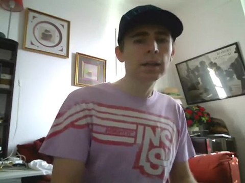 Wiwi égratigne viens danser