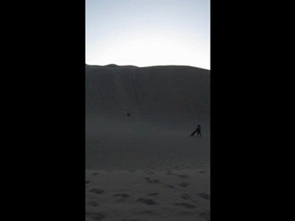 Sandboard dans les dunes de Huacachina