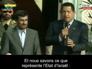 HUGO CHAVEZ RECOIT AHMADINEJAD