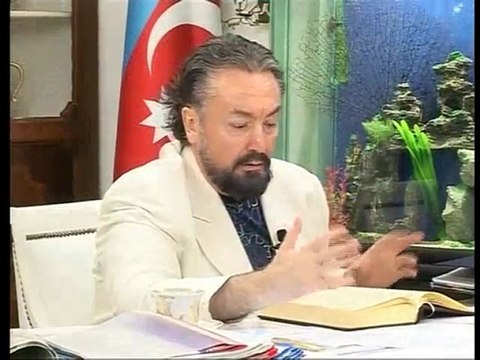 Adnan Oktar röportajı maun suresi
