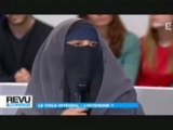 femme niqab vs femme sans niqab qui gagnera ?