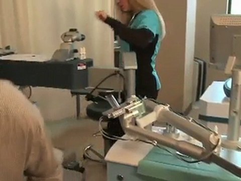 TraversLasik Walks You Through The Surgery Process