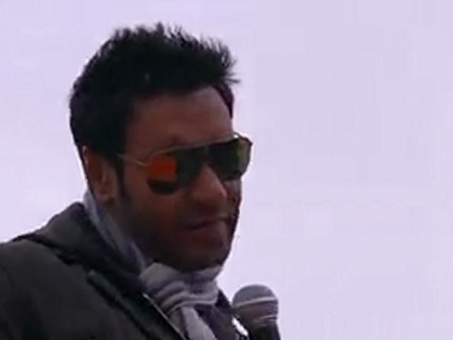 Shola Shola Hai Tu - London Dreams