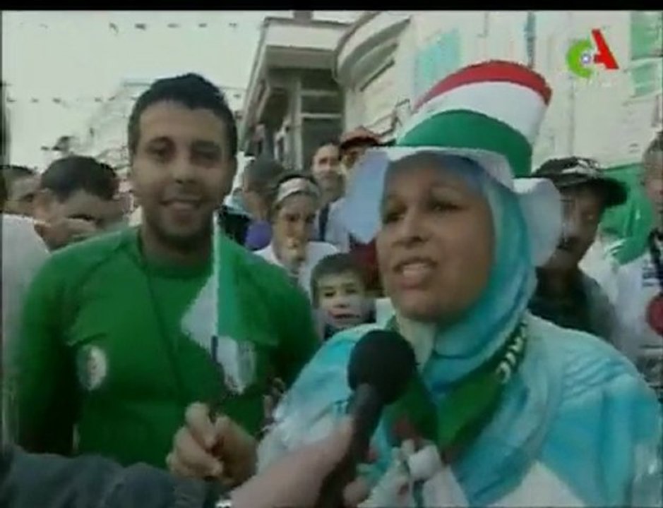 ALGÉRIE VS ÉGYPTE - LE JOURNAL DE MIDI 18 Novembre 2009 3/3