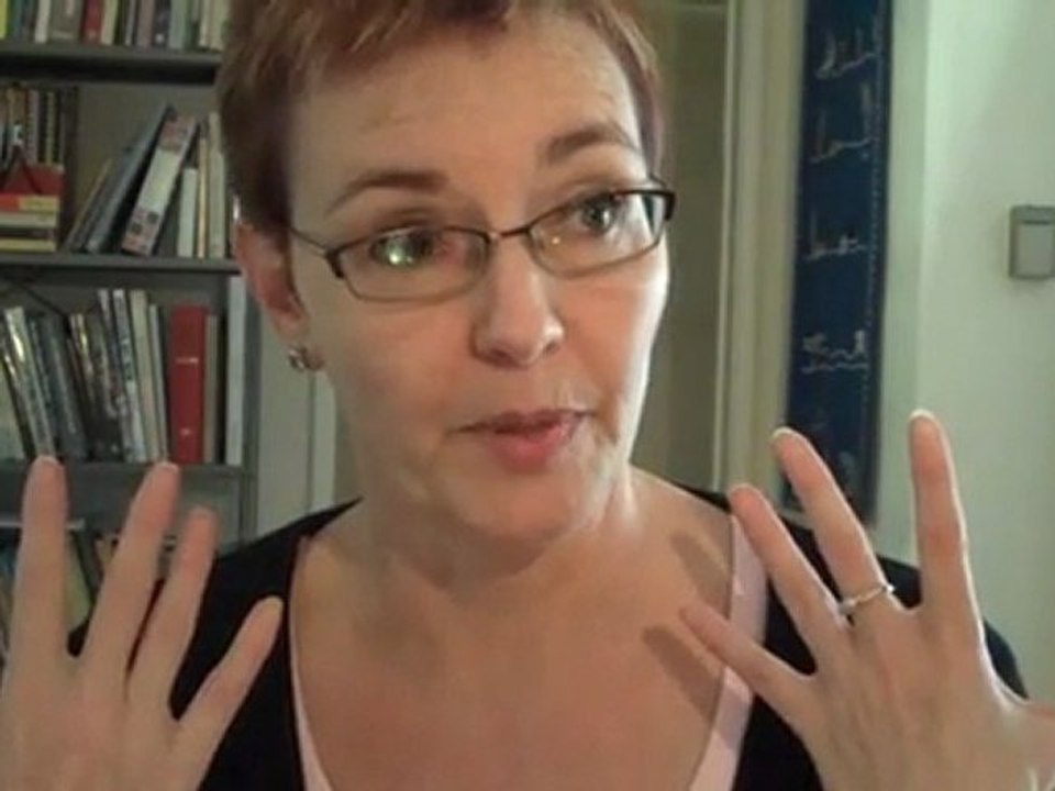 Online Visibility Tip: Post Online Reviews