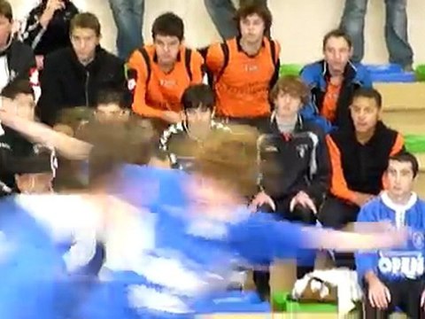 U17 DE THOUARE S/LOIRE EN TOURNOI A HAUTE GOULAINE 2009