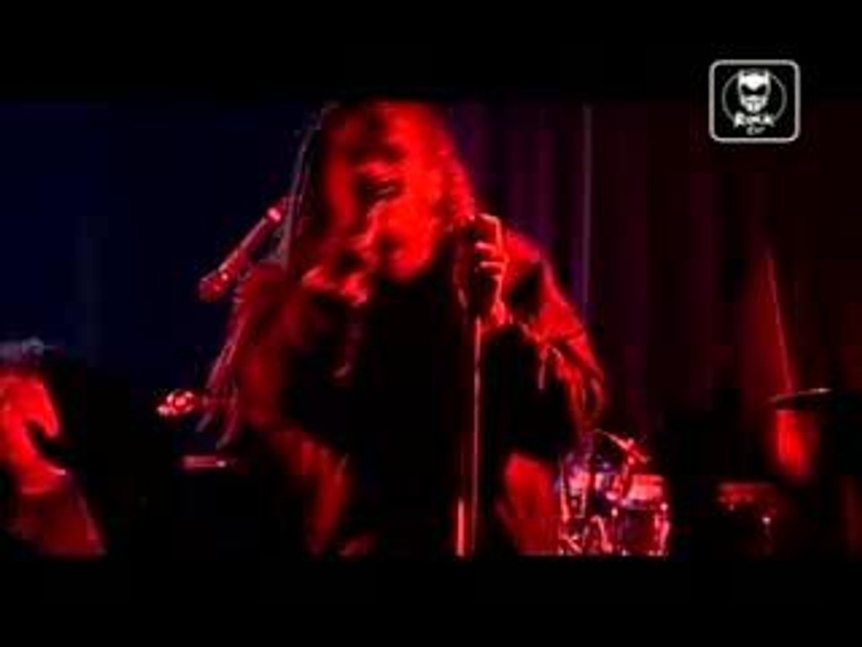 ill_niño  te_amo_i_hate_you