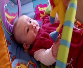 Coline se marre (Basse def, pour les moulineaux !!)