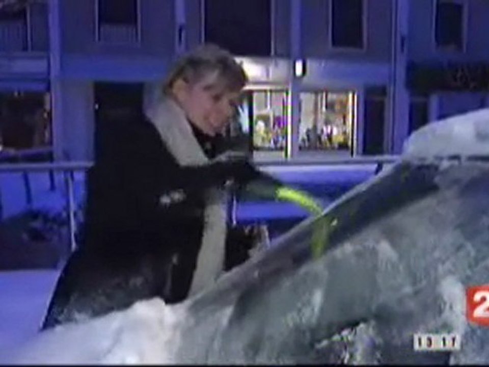 13H FRANCE 2  07/01/2010  NEIGE SUR EVREUX