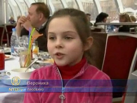 Прогулочные ледоколы появились на Москве-реке