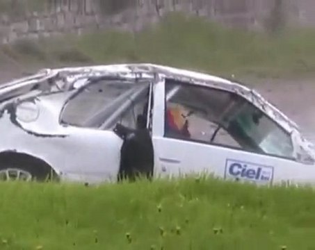 Rallye de Haillot 2008 crash Peugeot 306