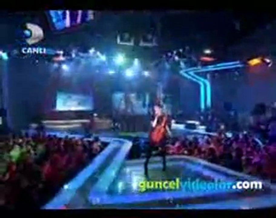 Ayşe Özyılmazel Enerji (canlı)