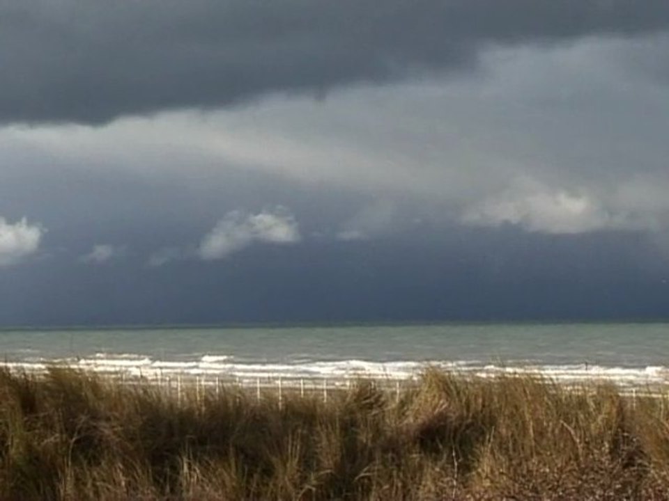 Chez les Afghans Hazaras à Calais / Lumières 1er Janv. 2010
