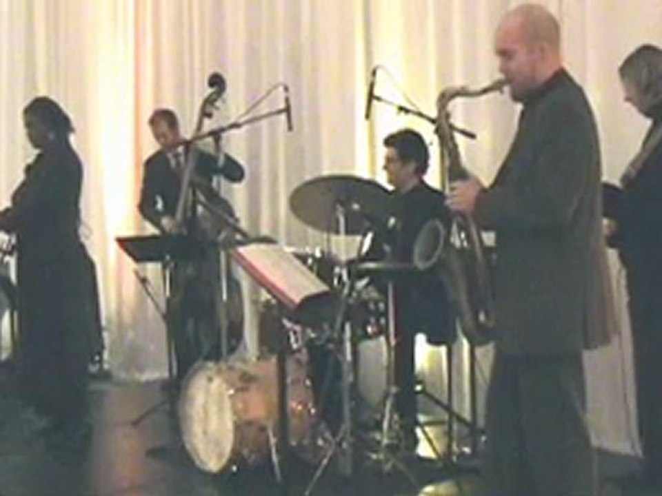 Jazzitup ♦ | Toronto Jazz Band - Singer for Wedding Receptions