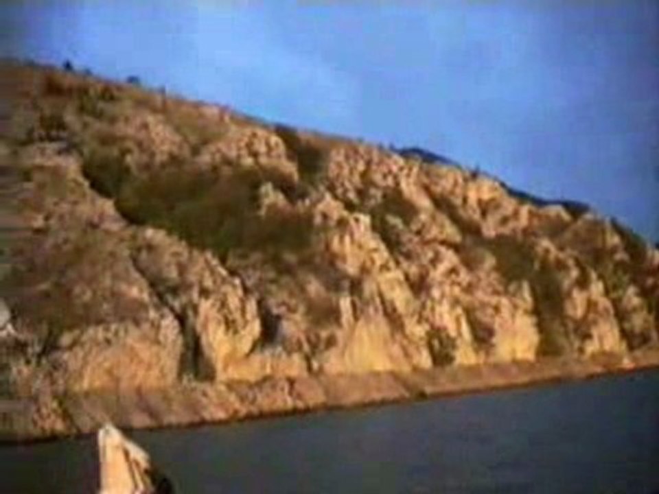 Entree en Roumanie par le Danube en radeau