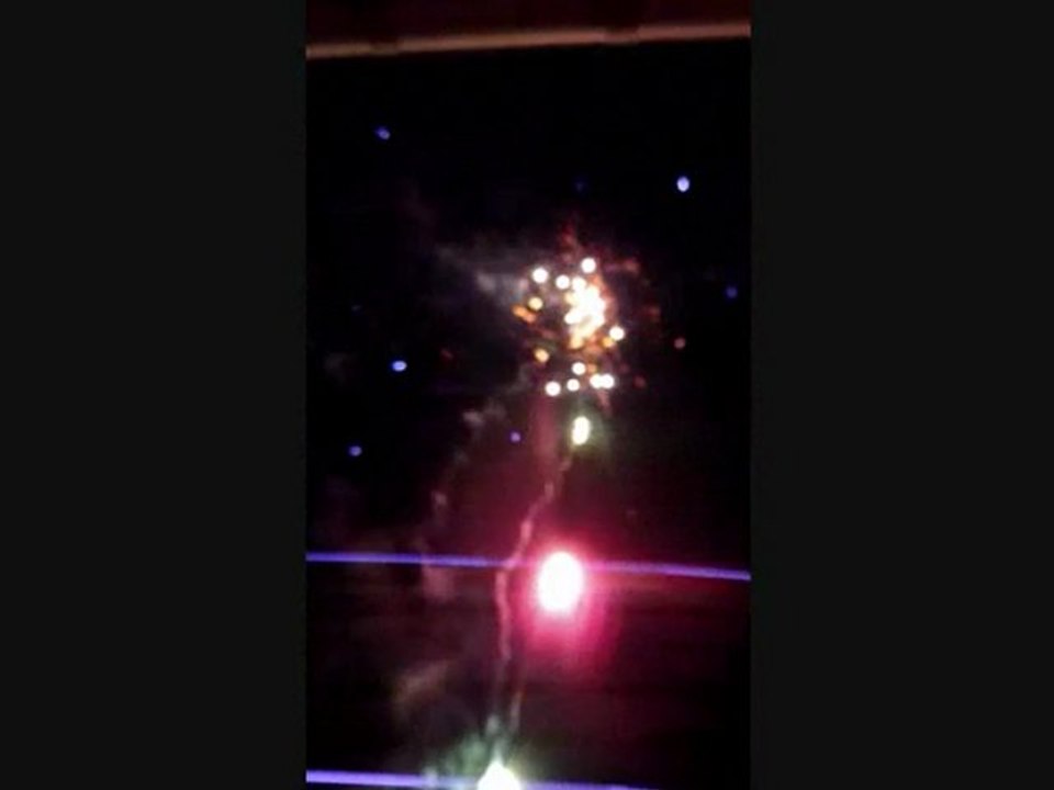 jour de l'an feu d'artifice 2010 pierre pont