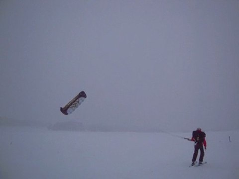 snowkite sur le plateau des Fourgs (2)