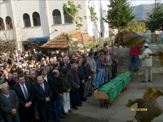 İSMET İLELİNİN CENAZESİNDEN GÖRÜNTÜLER