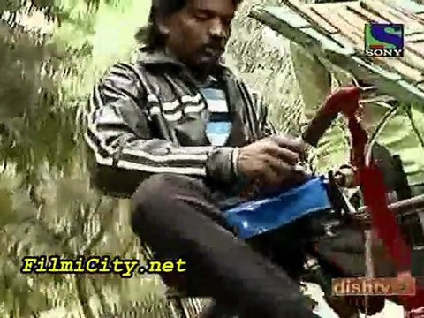 8 Jan 10 Lift Kara De * Priyanka Chopra pt 4