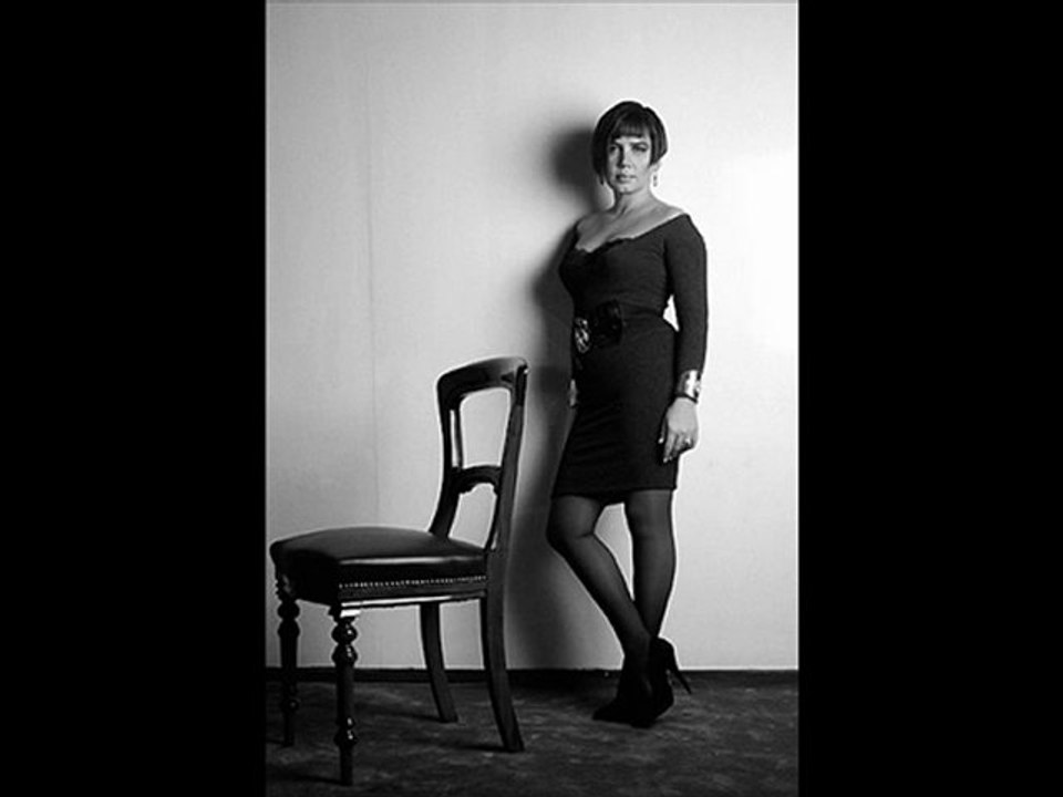 Sezen Aksu..Uslanmadım..