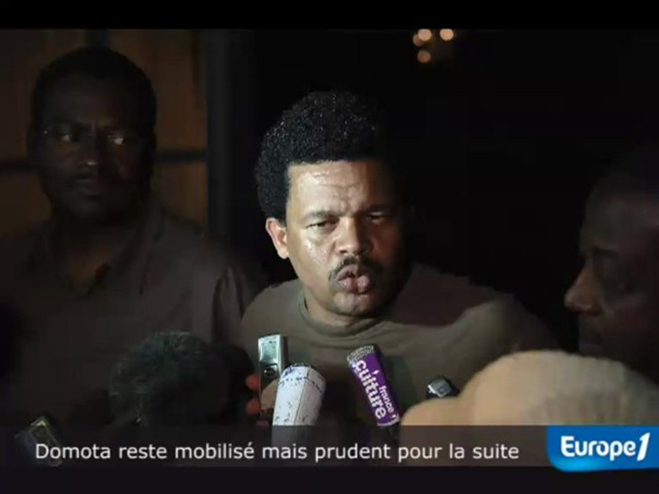 Elie Domota: Le LKP est mobilisé mais prudent p...