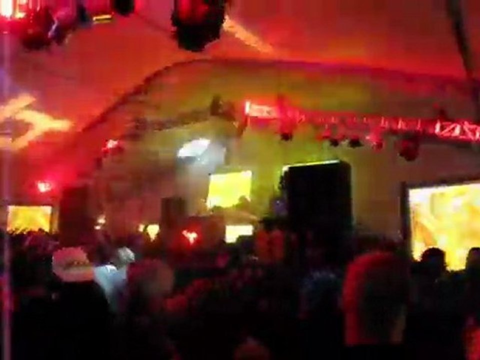 Shimon in TAO 2010 Jungle Room
