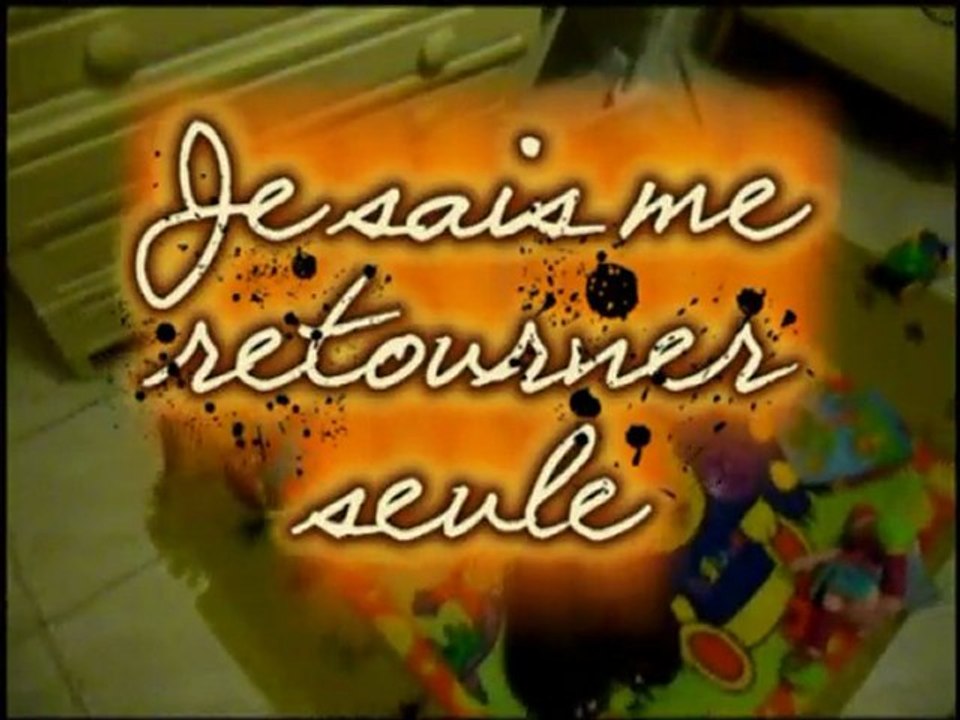 Zoé se retourne toute seule :-)