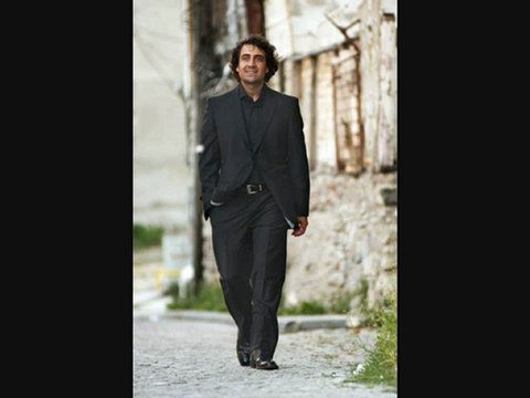 Erdal Akkaya Gel Desem Yar Gelir Misin