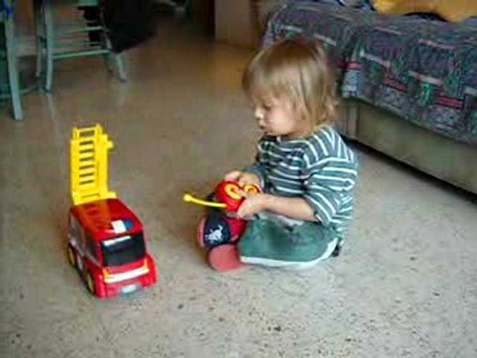 Gaël et son camion de pompier ( la suite...)