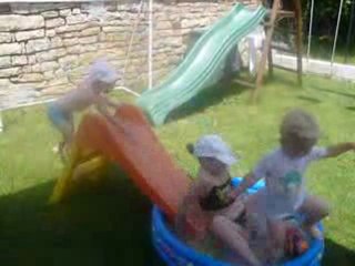 Toboggan et piscine