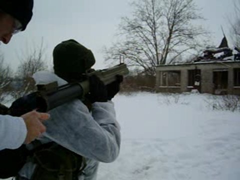 essai lance roquette law airsoft team pir-at 2